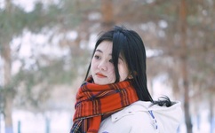 偷吃禁果的女孩